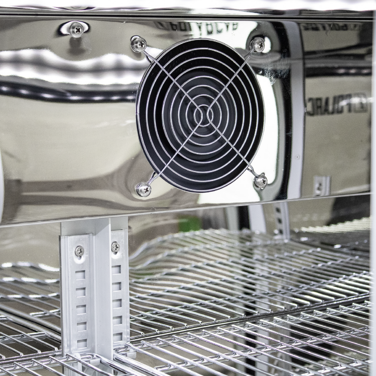 Back Bar Bottle Cooler – 3 Door, Hinged (POLARCAB)